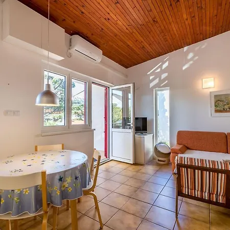 200 Meter Bis Zur Kristallklaren Adria Apartment