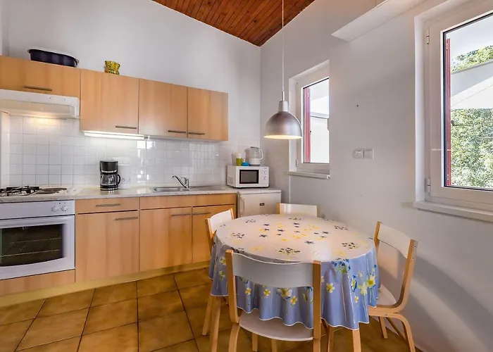 200 Meter Bis Zur Kristallklaren Adria Apartman